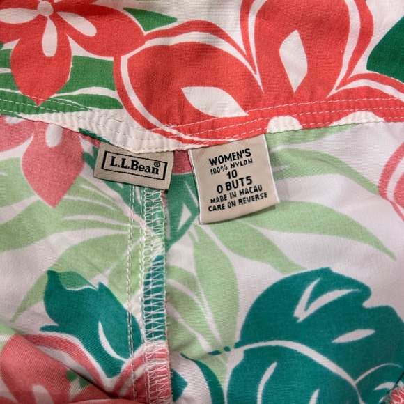 LL Bean Cropped Tropical Print Pants - Picture 5 of 6